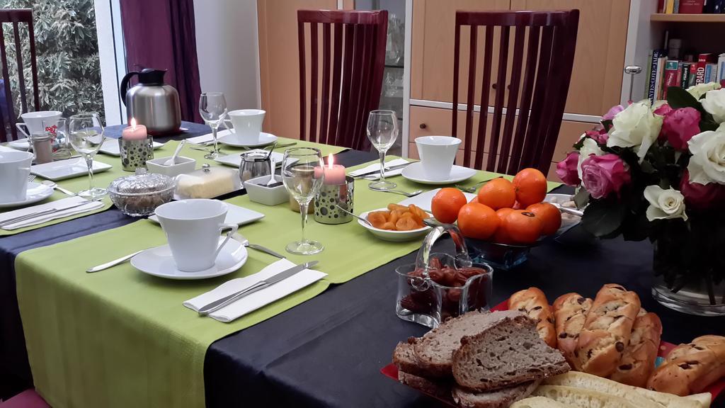 Bed and Breakfast Les Deux Chenes Ла-Шапель-сюр-Эрдр Экстерьер фото